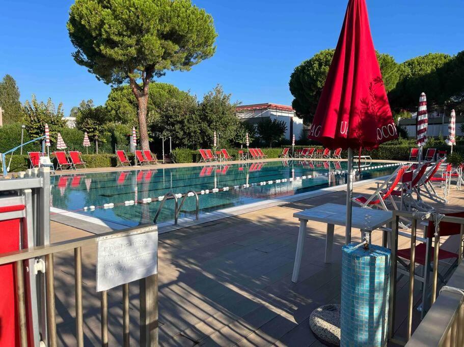 Casina Mare Bibbona Apartman Marina Di Bibbona Kültér fotó